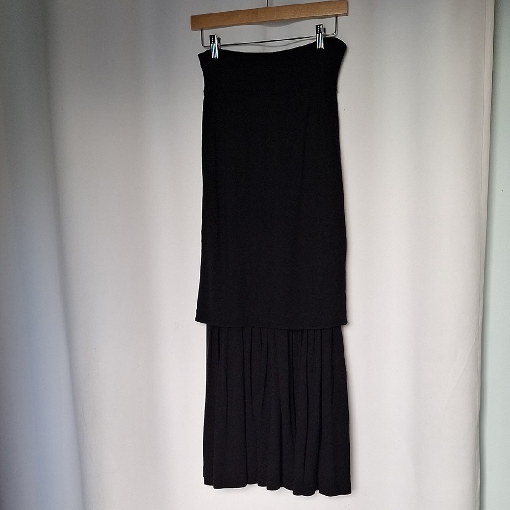 JERSEY By Marty Sten Black Layered Tiered Lagonlook Knit Maxi Skirt Size 2